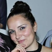 Nina Holeštiaková, Zina Marunová – Srbské tradície očami pamätníčky